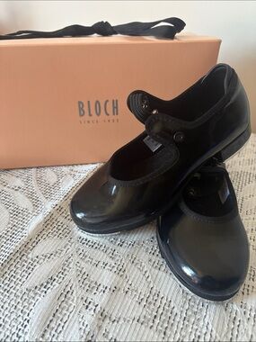 Bloch Black Patent Mary Jane Dance Flats